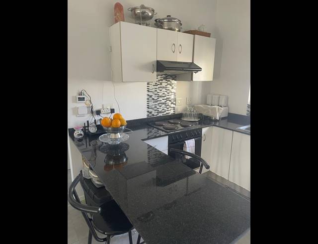 2 BEDROOM APARTMENT TO LET IN MANOR ESTATES